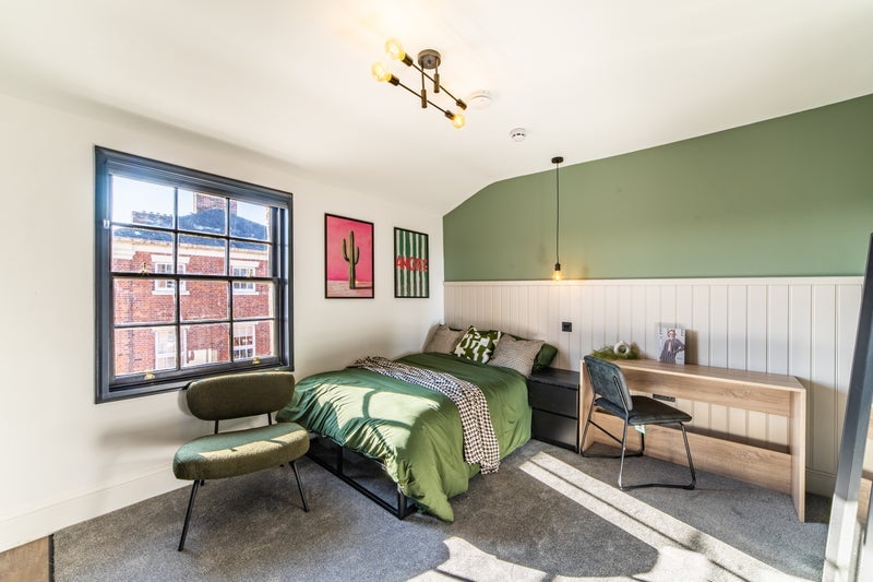 Room Porter Place in Preston
