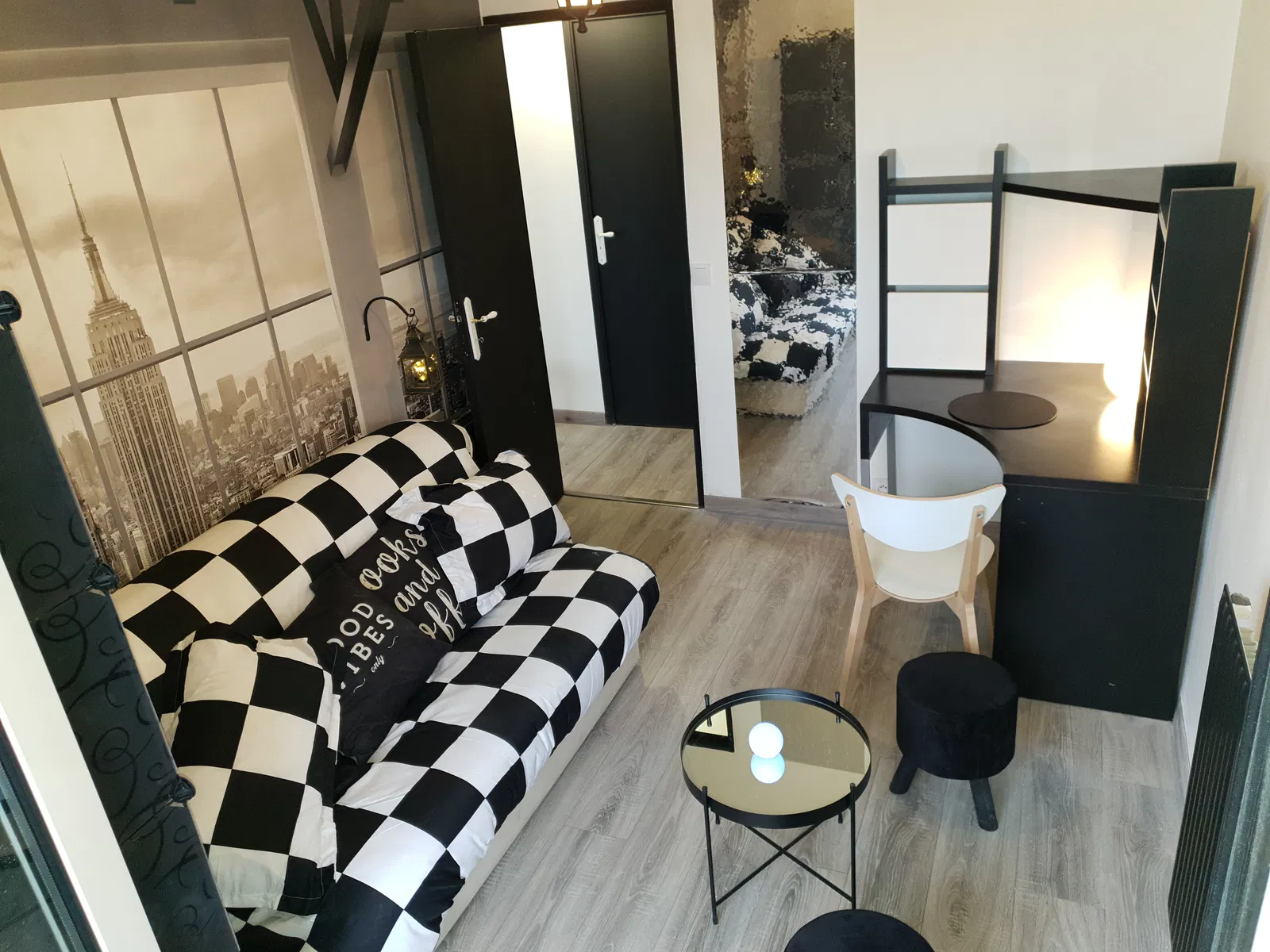 Room Rue de la Justice Brune in Cergy