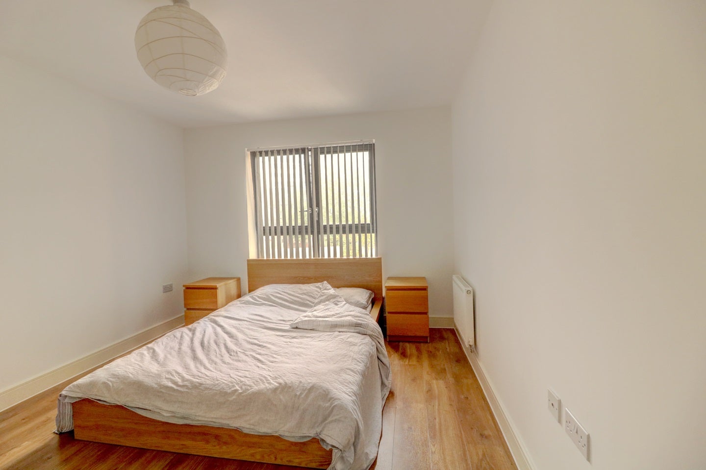 Flat Bramley Crescent in Greater London