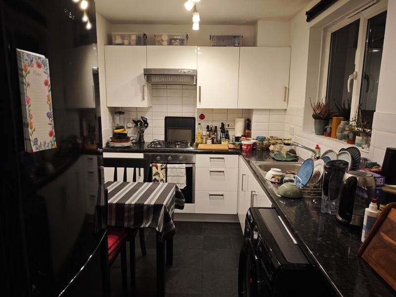 Flat Gideon Road in Greater London