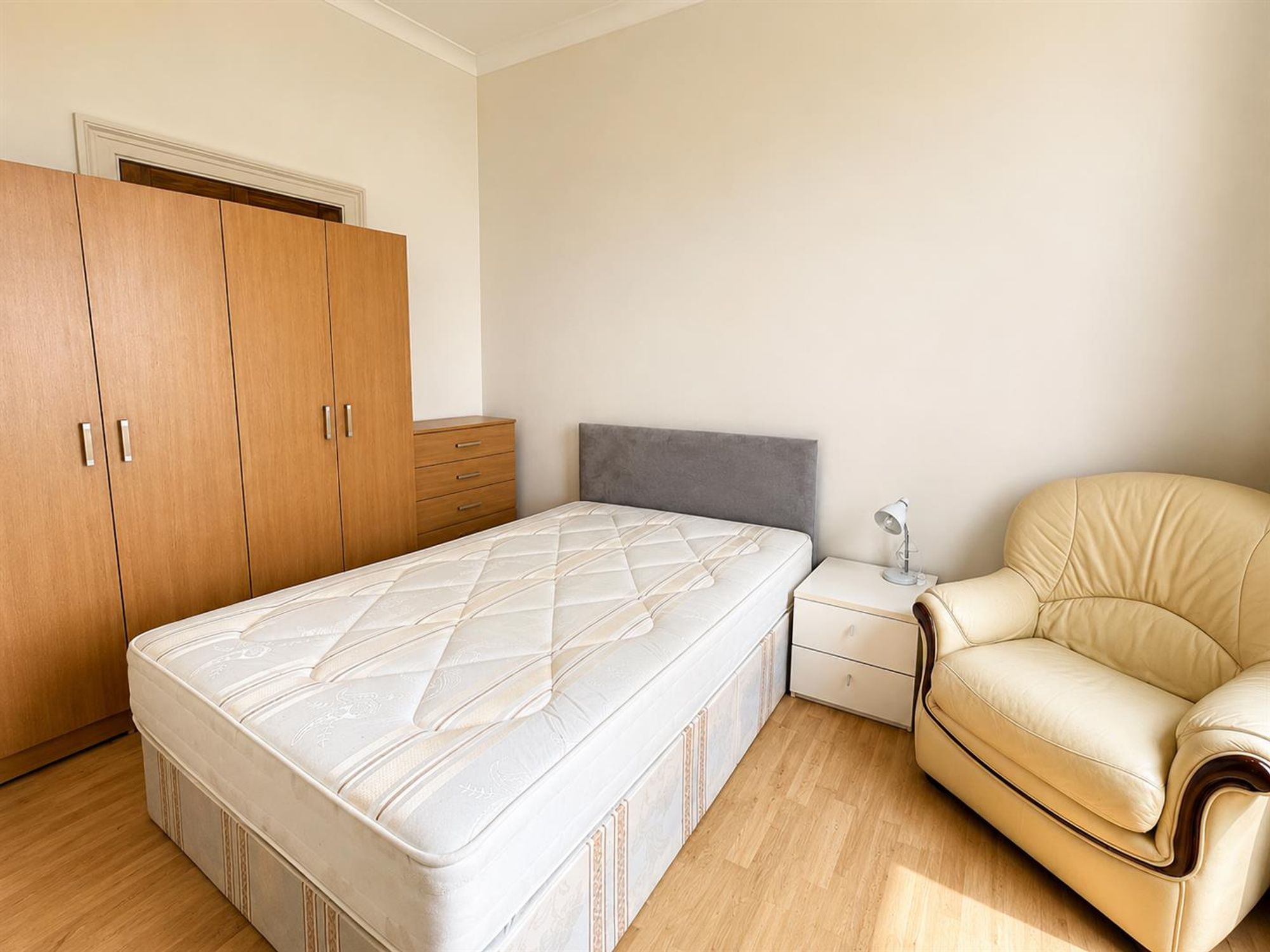 Room Trafalgar Avenue in Greater London