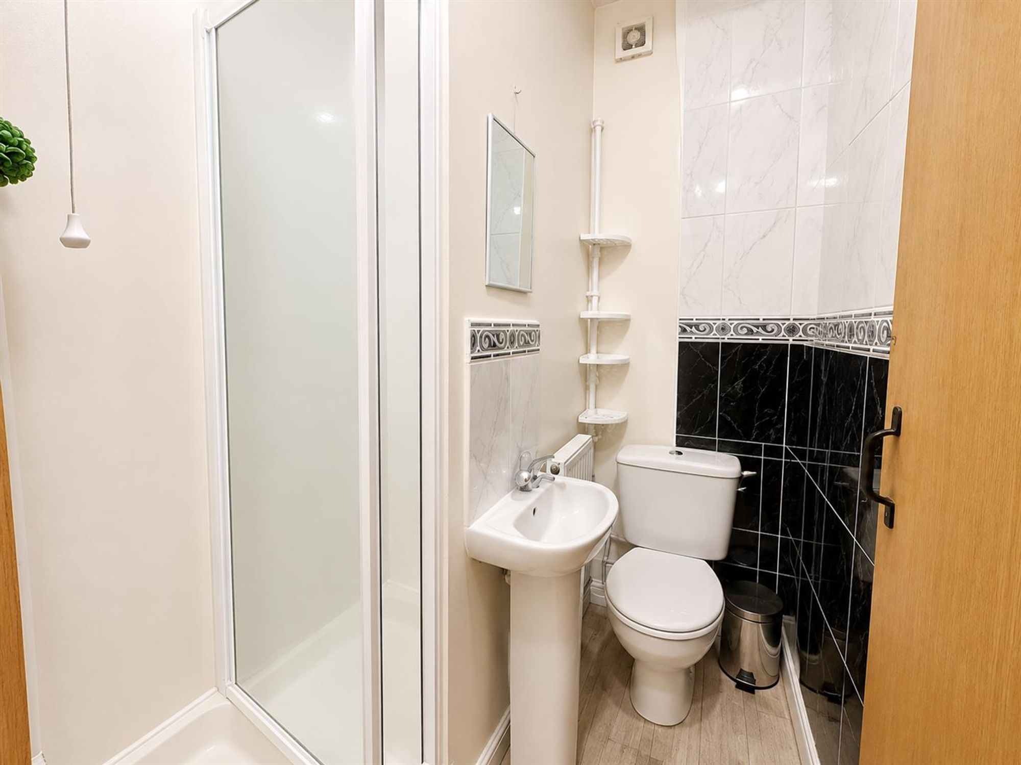 Room Trafalgar Avenue in Greater London