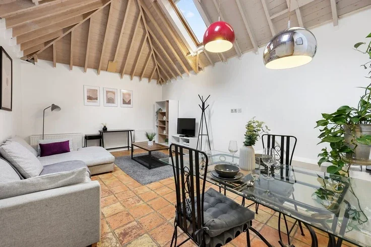 Flat Fullwood's Mews in Greater London
