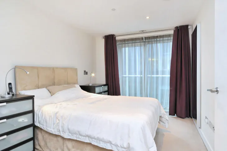 Flat Britannia Walk in Greater London