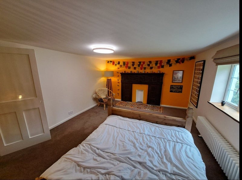 Room Sticky Lane in Stroud