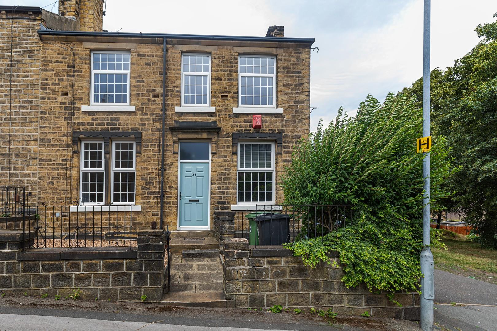 House Hawthorne Terrace in Kirklees