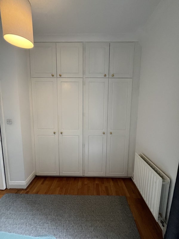 Room Broomwood Road in Greater London