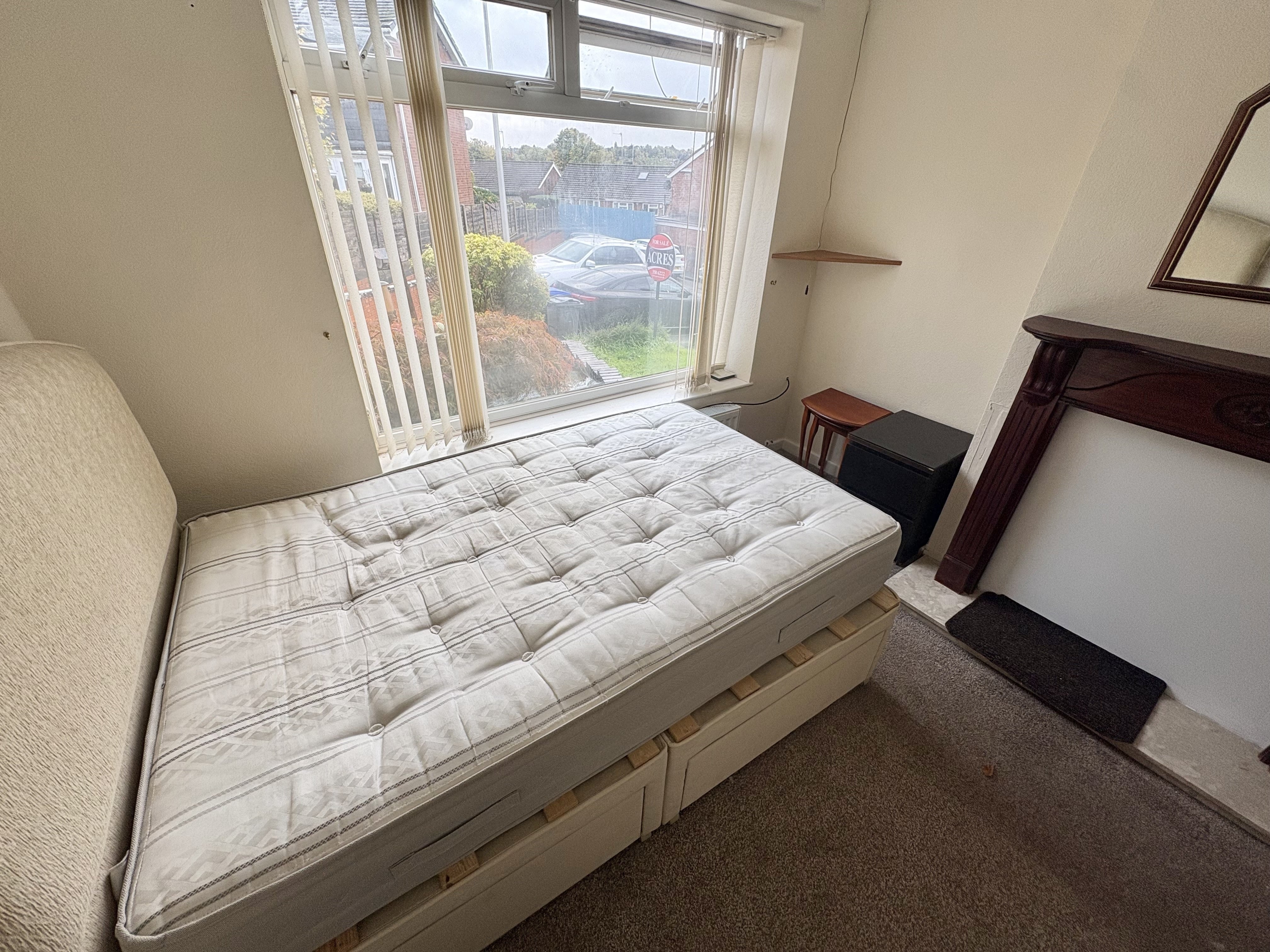 House Middlemist Grove in Sandwell