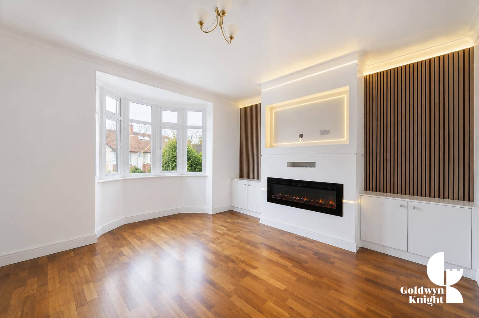 House Tewkesbury Avenue in Greater London
