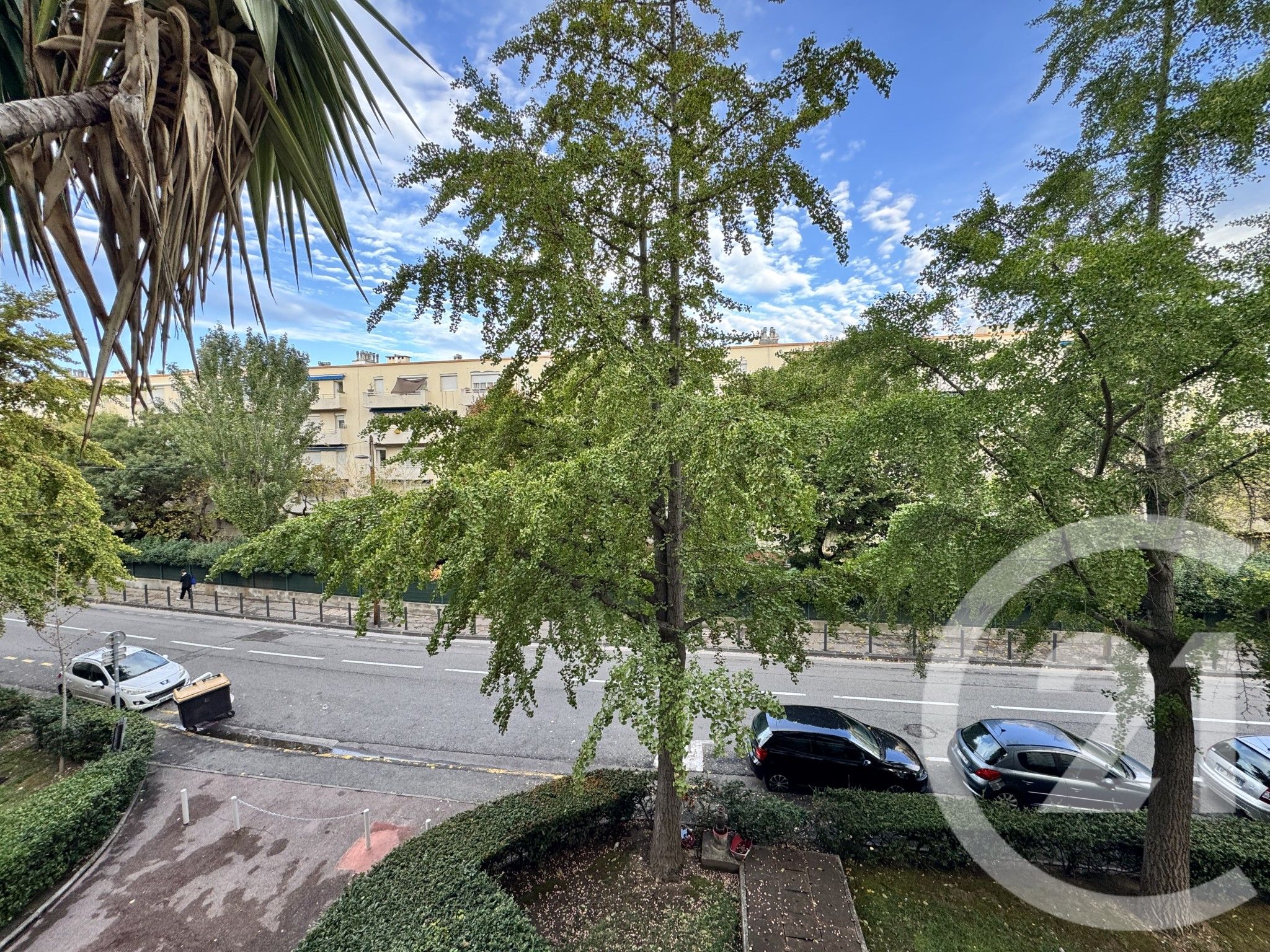 Flat Avenue de Mazargues in Marseille