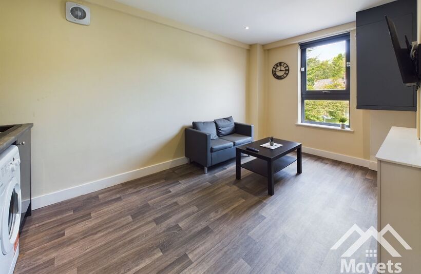Flat Preston New Road in Blackburn