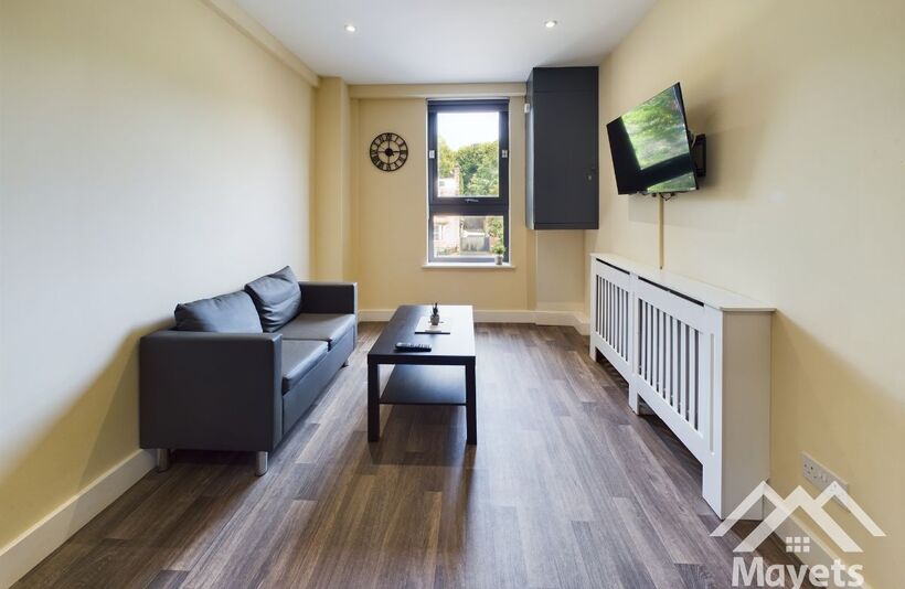 Flat Preston New Road in Blackburn