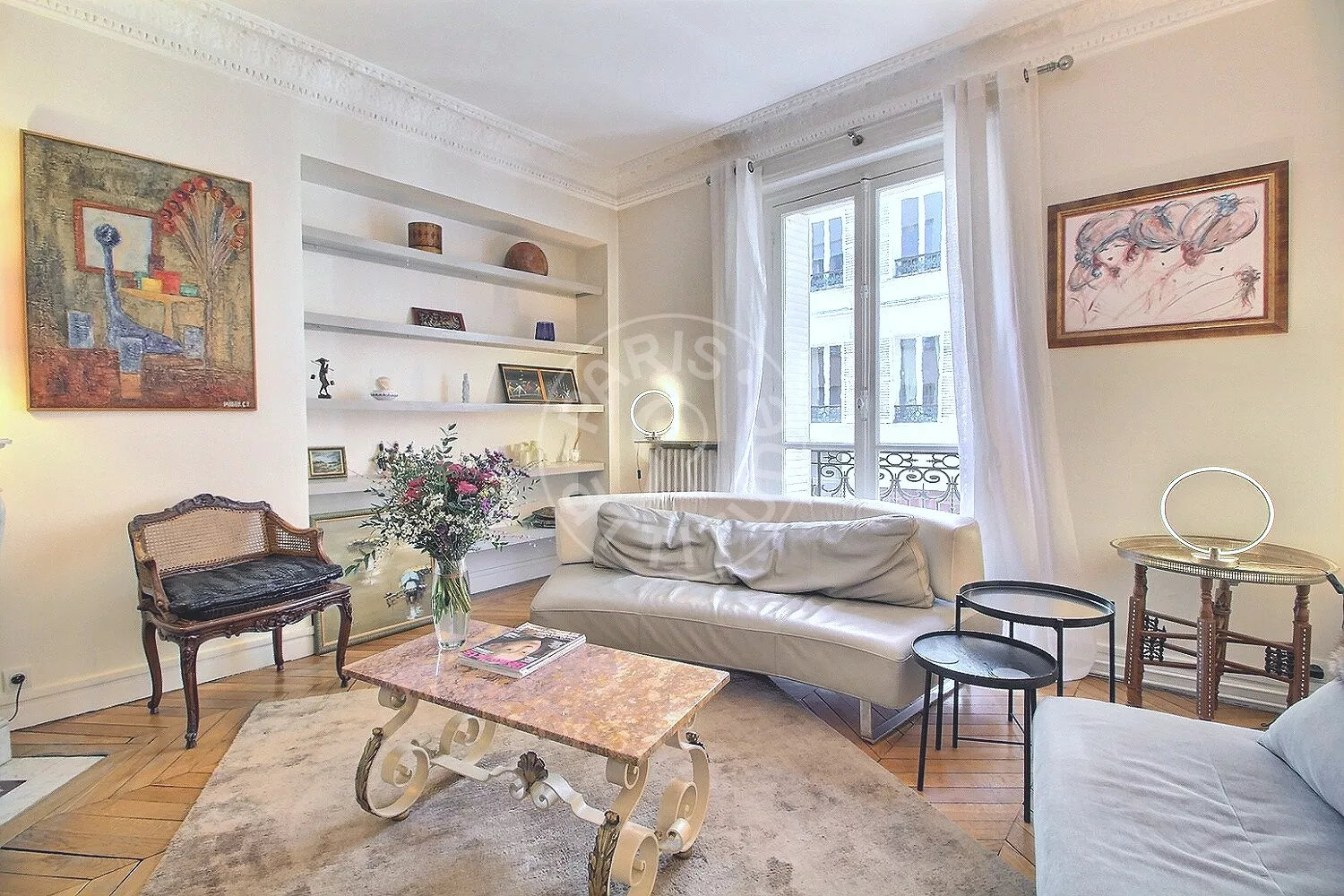 Flat Rue Dulong in Paris