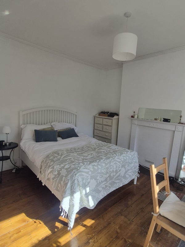 Room Camden Road in Greater London
