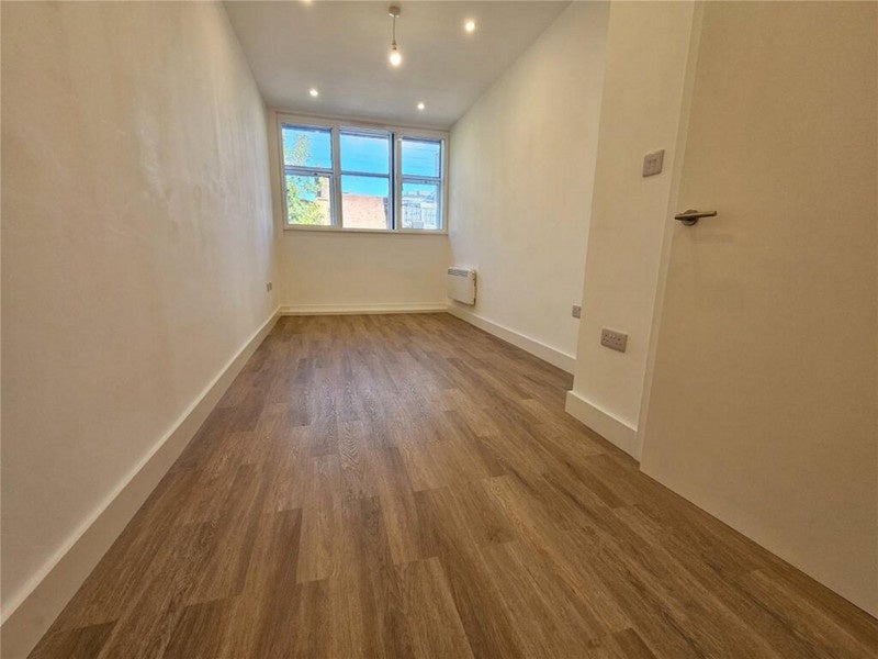 Flat North End in Greater London