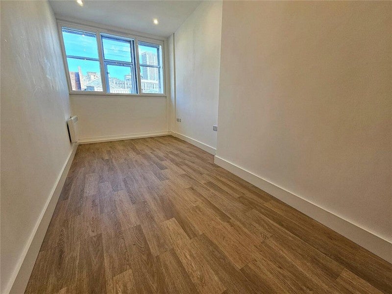 Flat North End in Greater London