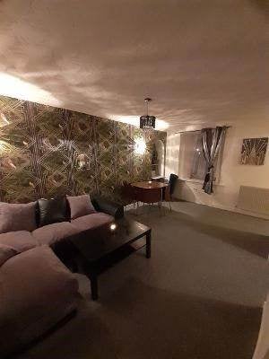 Flat Kirkton Street in Carluke