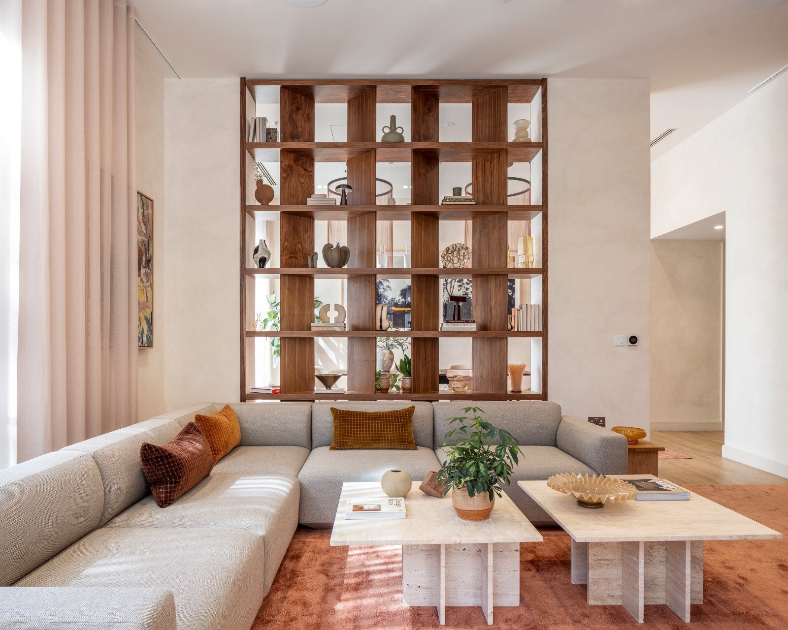 Flat Drummond Road in Greater London