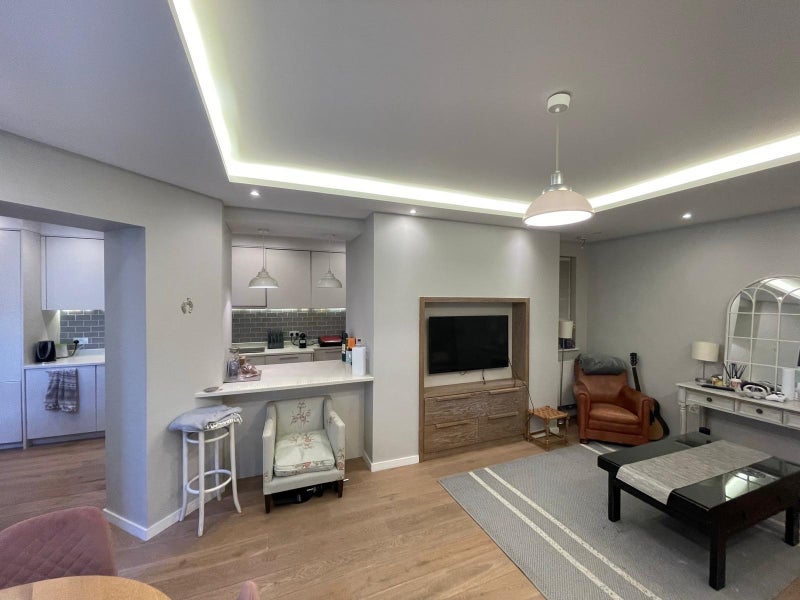 Room Elm Park Gardens in Greater London
