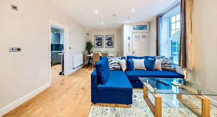 Flat Lynchford Road in Rushmoor