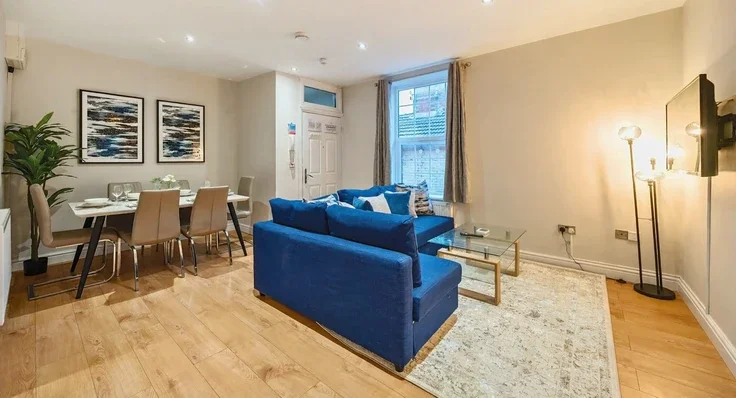 Flat Lynchford Road in Rushmoor