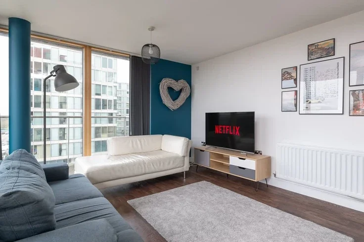 Flat Witan Gate in Milton Keynes