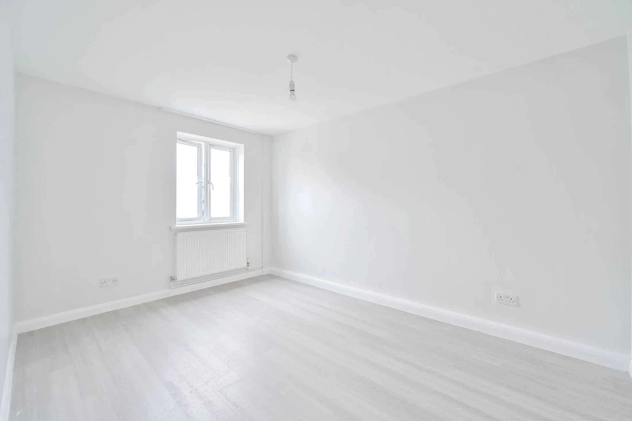 Flat Ryder Drive in Greater London