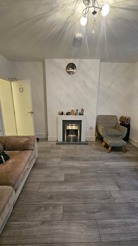 Room Mansfield Road in Nottingham