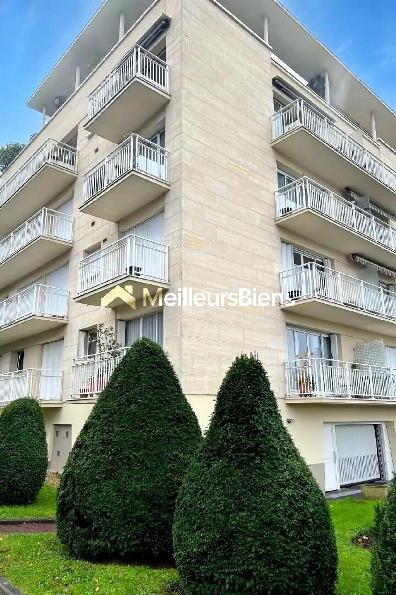 Flat Quai Louis Ferber in Bry-sur-Marne
