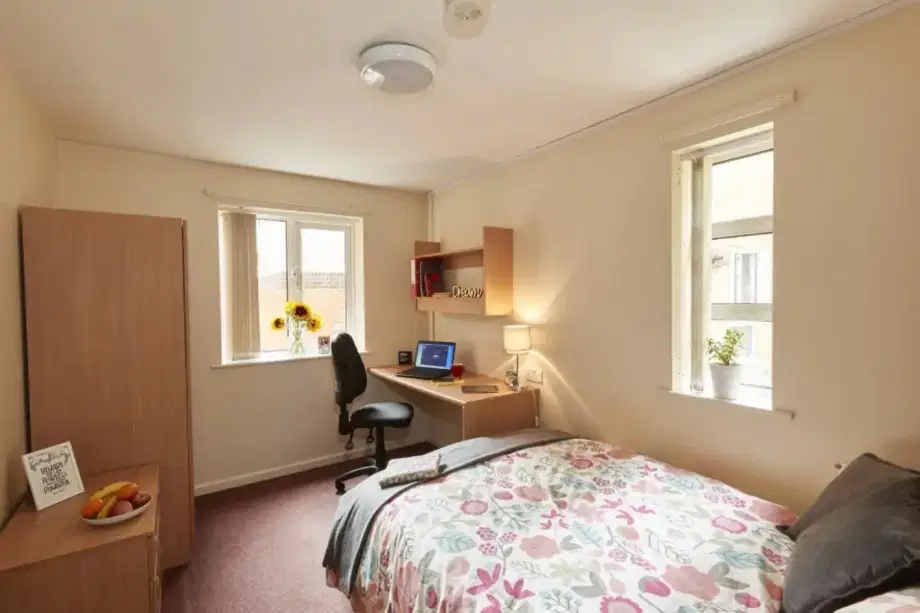 Flat Kedleston Street in Derby