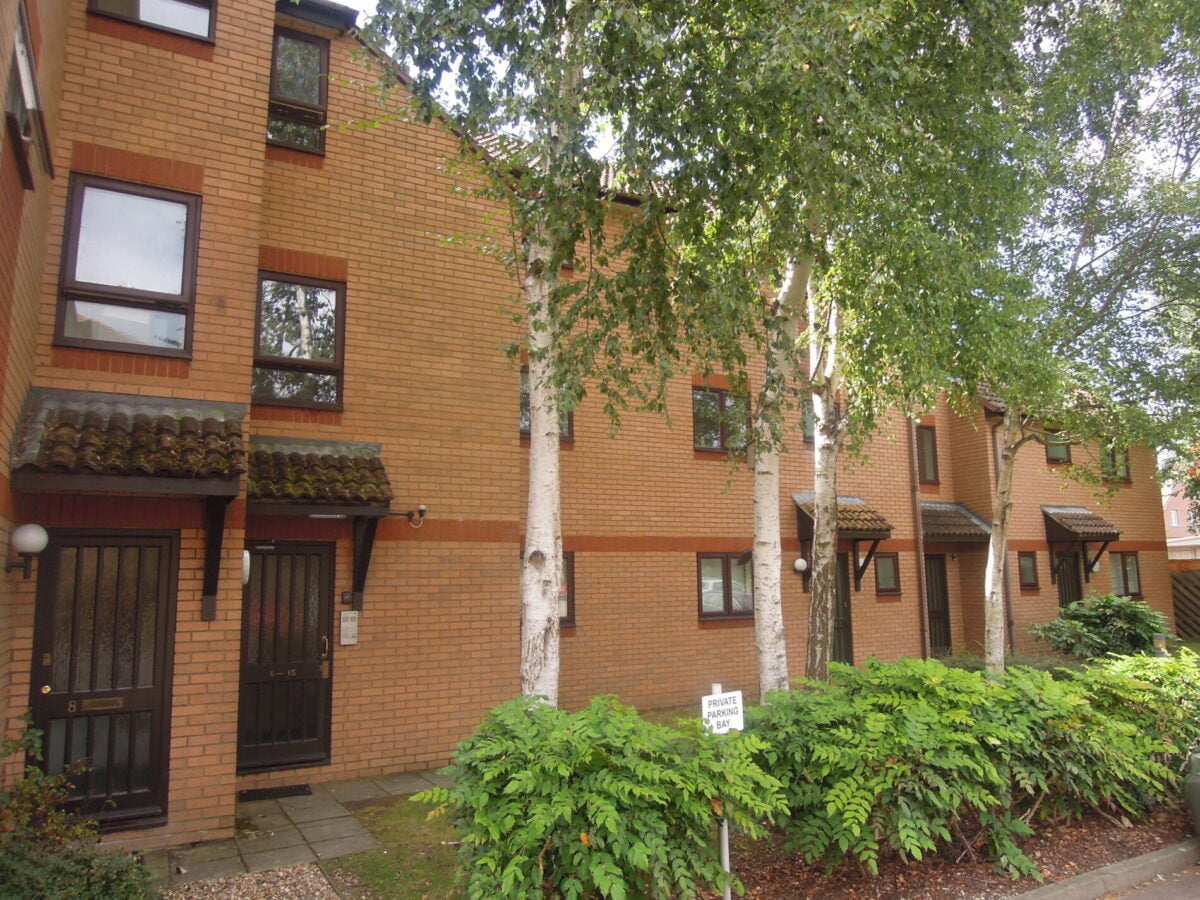 Flat St Edmunds Road in Southampton