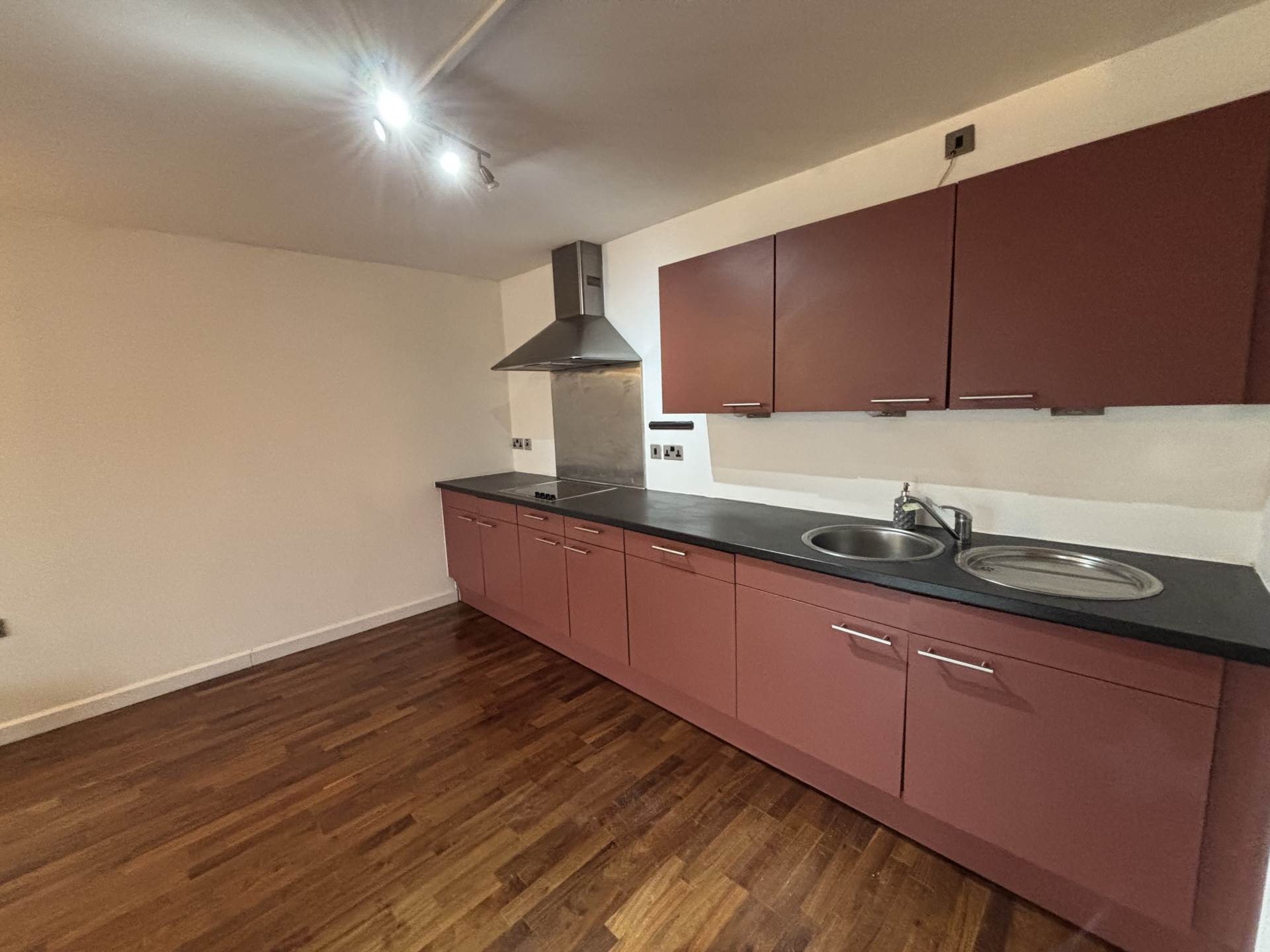 Flat Fairfax Road in Prestwich