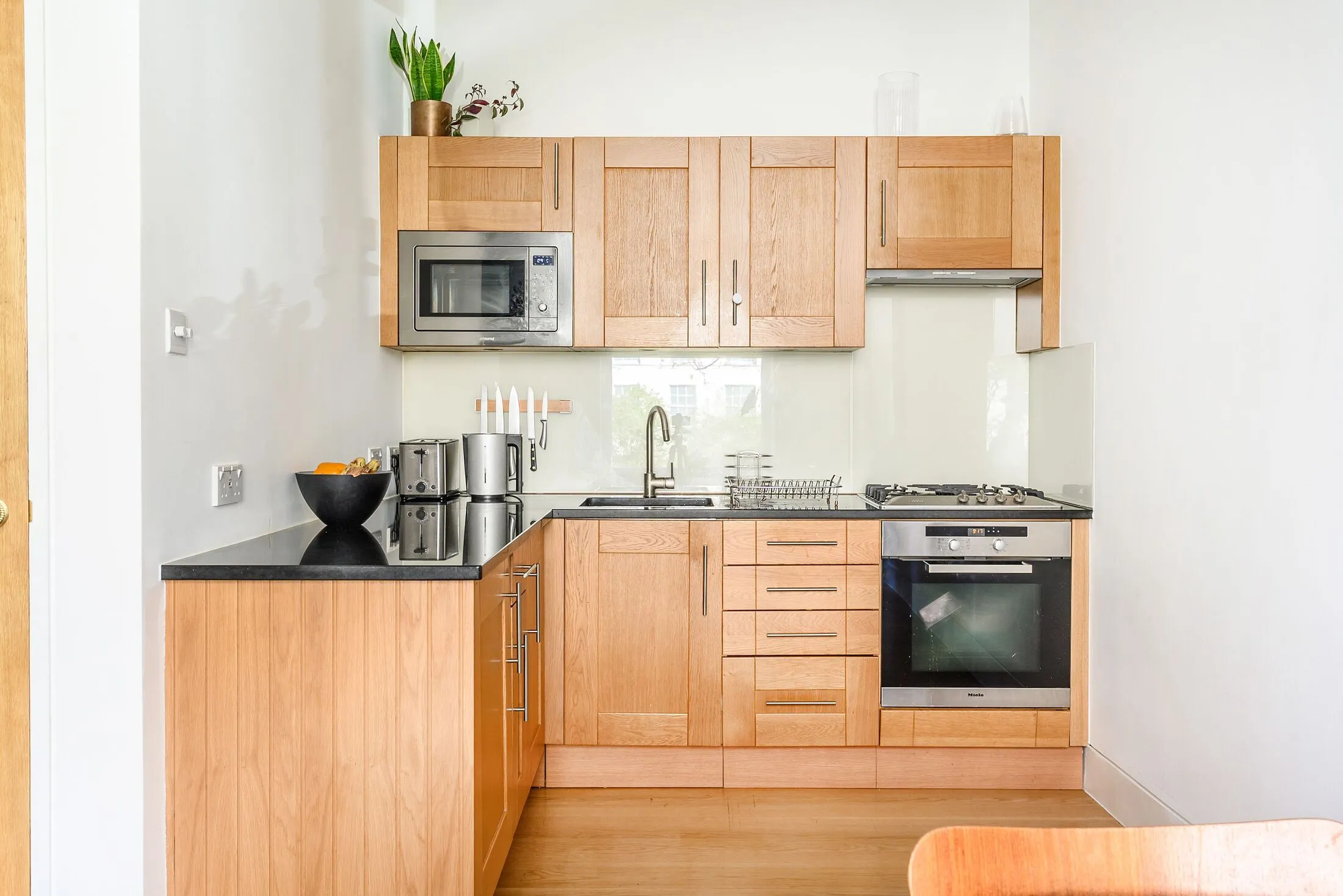 Flat Rutland Gate in City of Westminster
