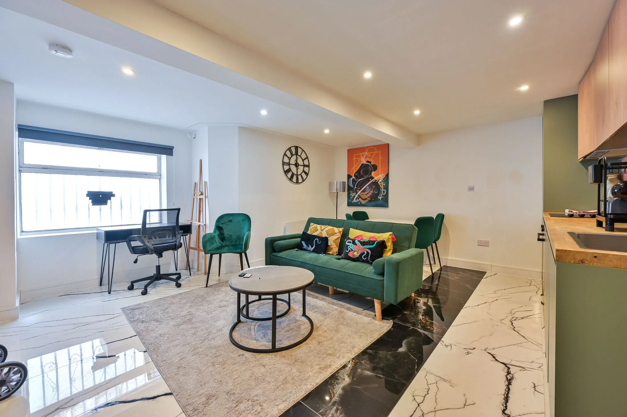 Flat Ruby Street in Greater London