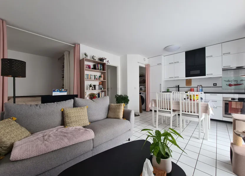 Flat Rue de la Voûte in Noisy-le-Grand