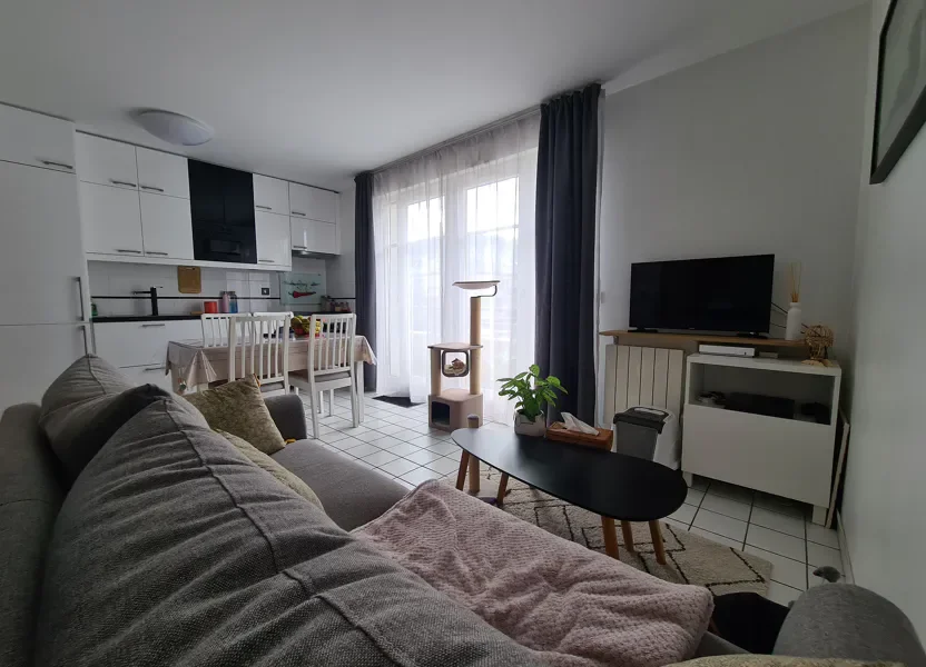 Flat Rue de la Voûte in Noisy-le-Grand