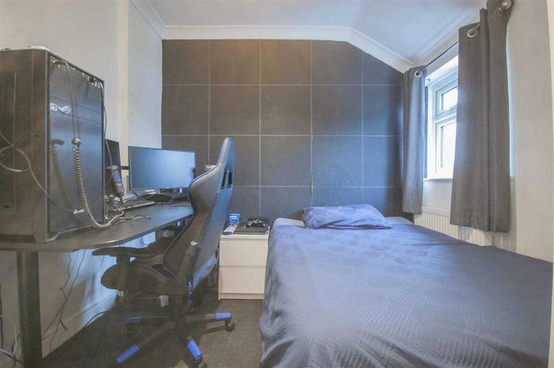 Room Kings Road in Chelmsford