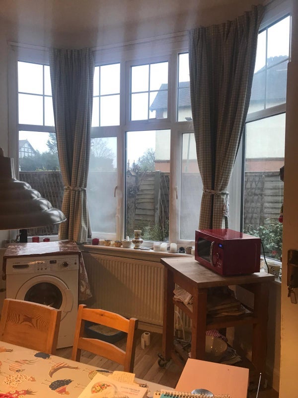 Room Austin Avenue in Greater London