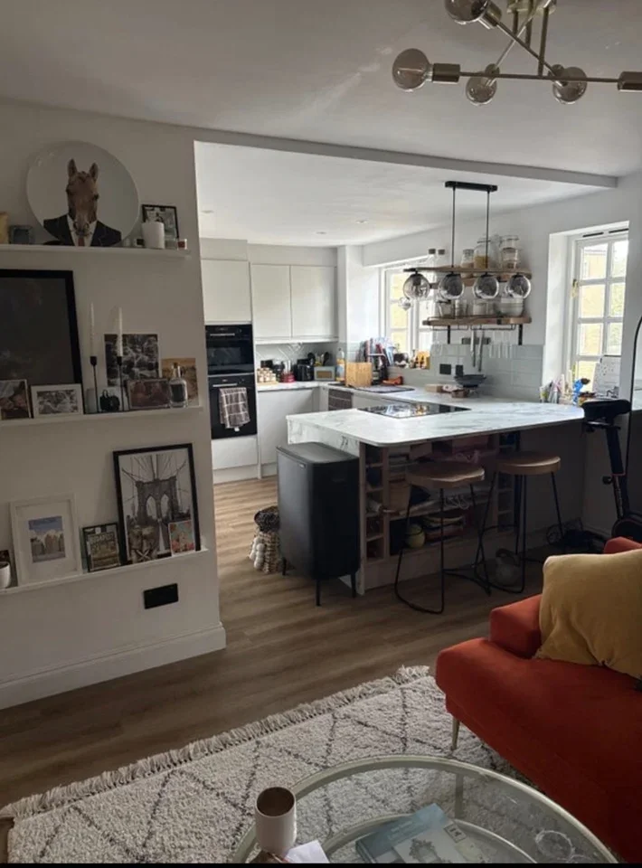 Room Gilbert Close in Greater London