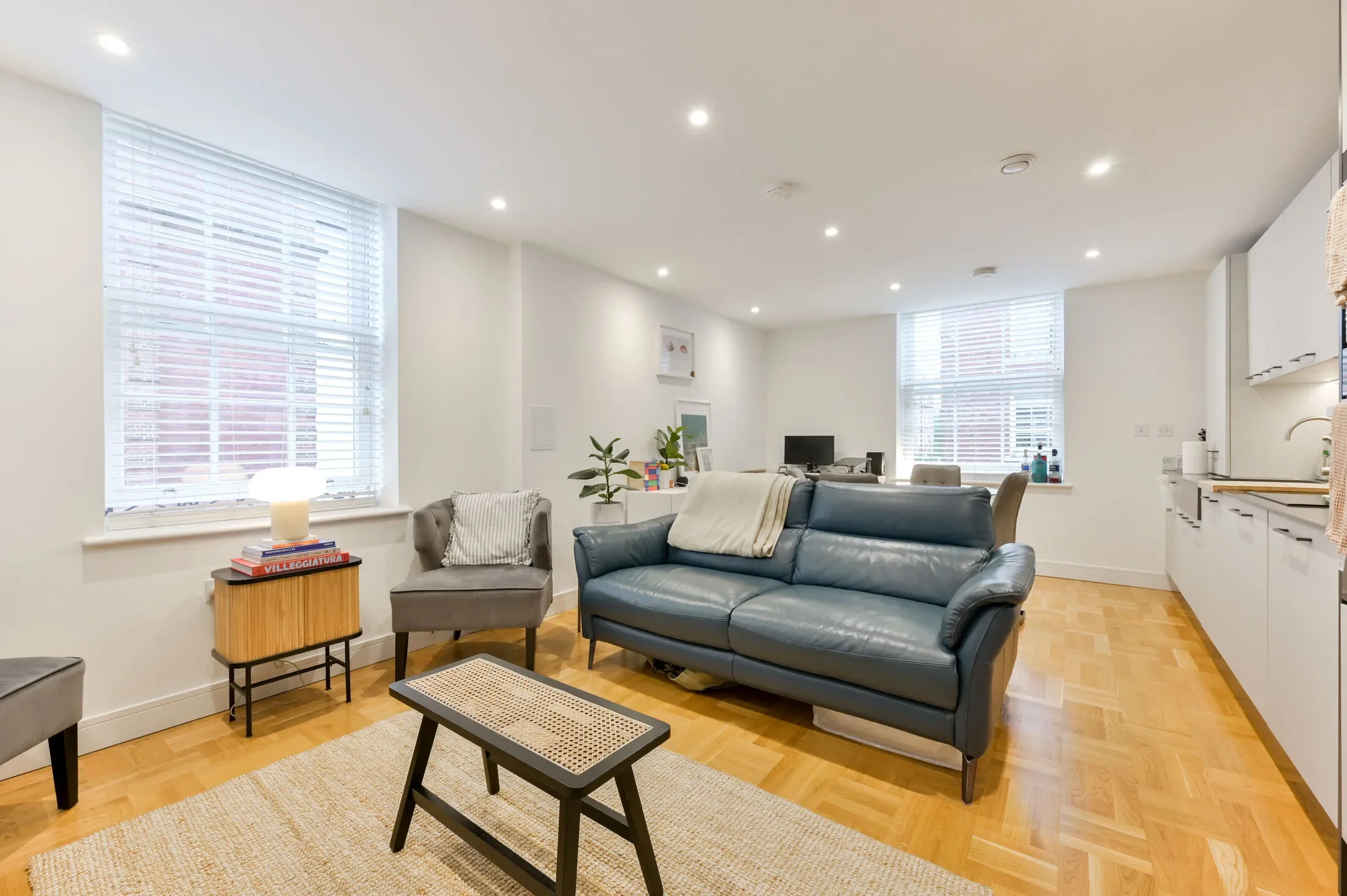 Flat Lisgar Terrace in Greater London