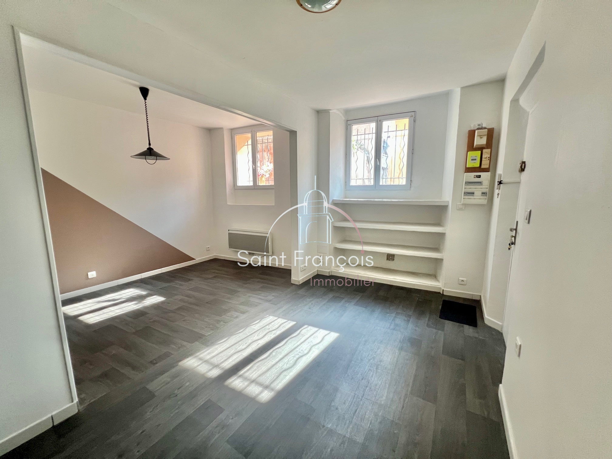 Appartement Rue Valère Paulin à Fréjus