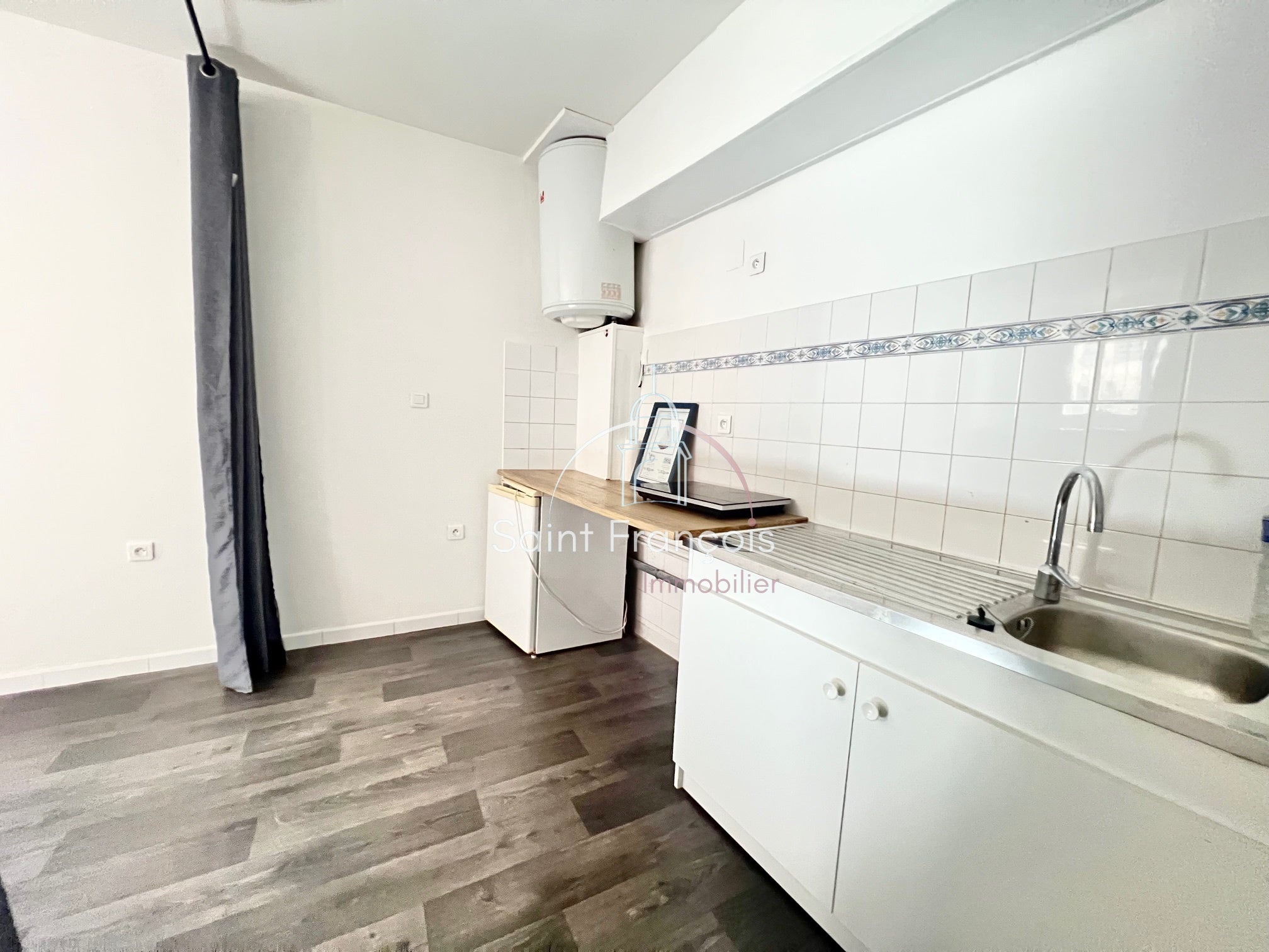 Appartement Rue Valère Paulin à Fréjus