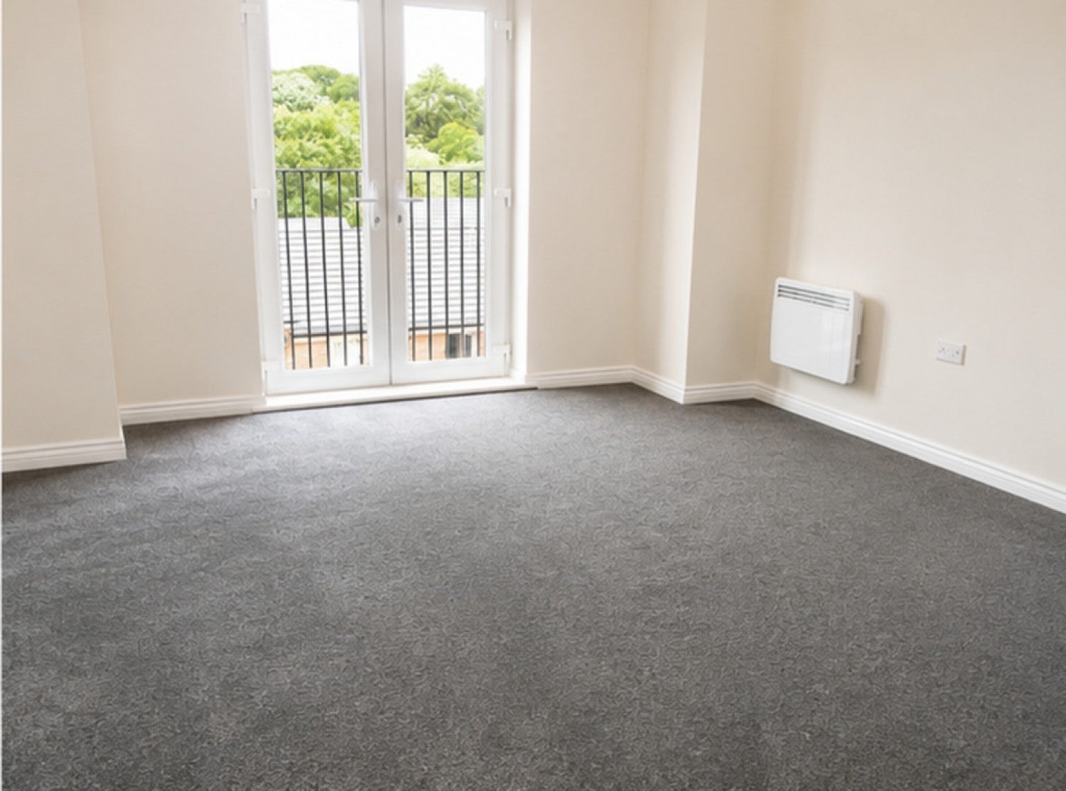 Flat Redbrook Way in Bradford