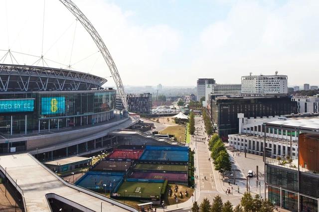 Room Olympic Way in Greater London