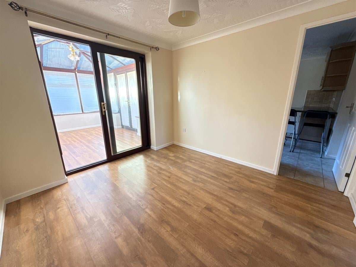 House Bordeaux Close in Dudley