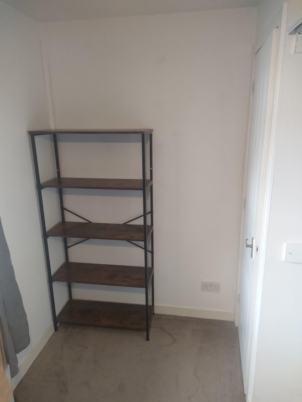 Room West Pilton Drive in City of Edinburgh