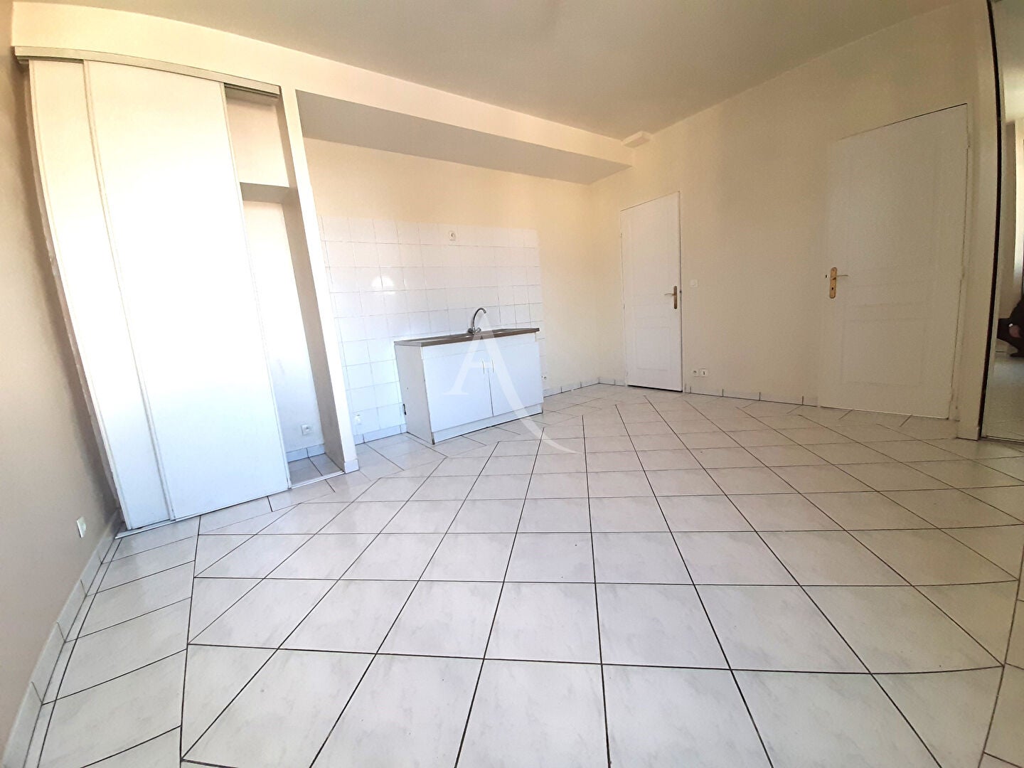 Appartement Rue du Colonel Yves Massié à Sainte-Geneviève-des-Bois