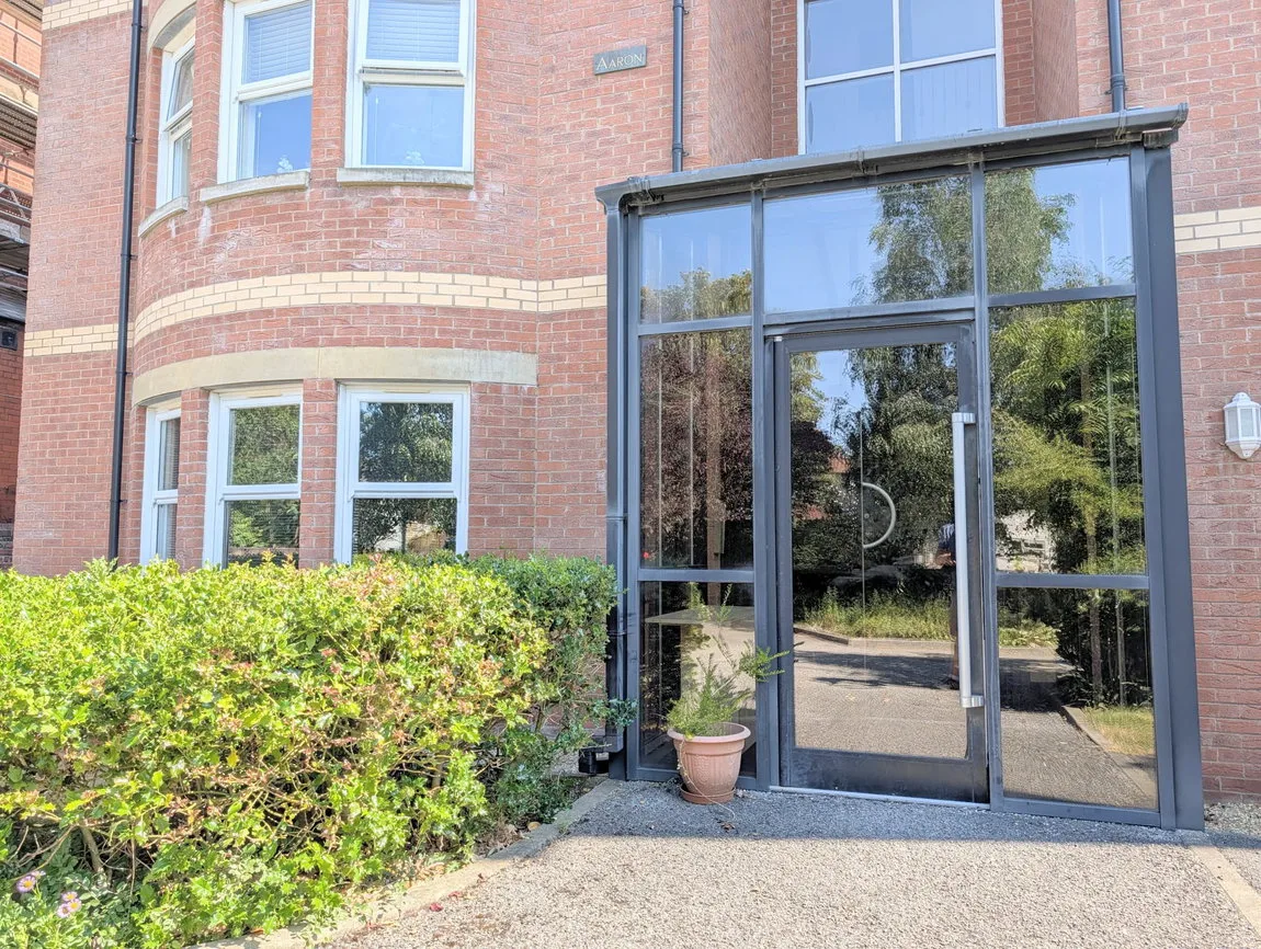 Flat Park Avenue in Wenvoe