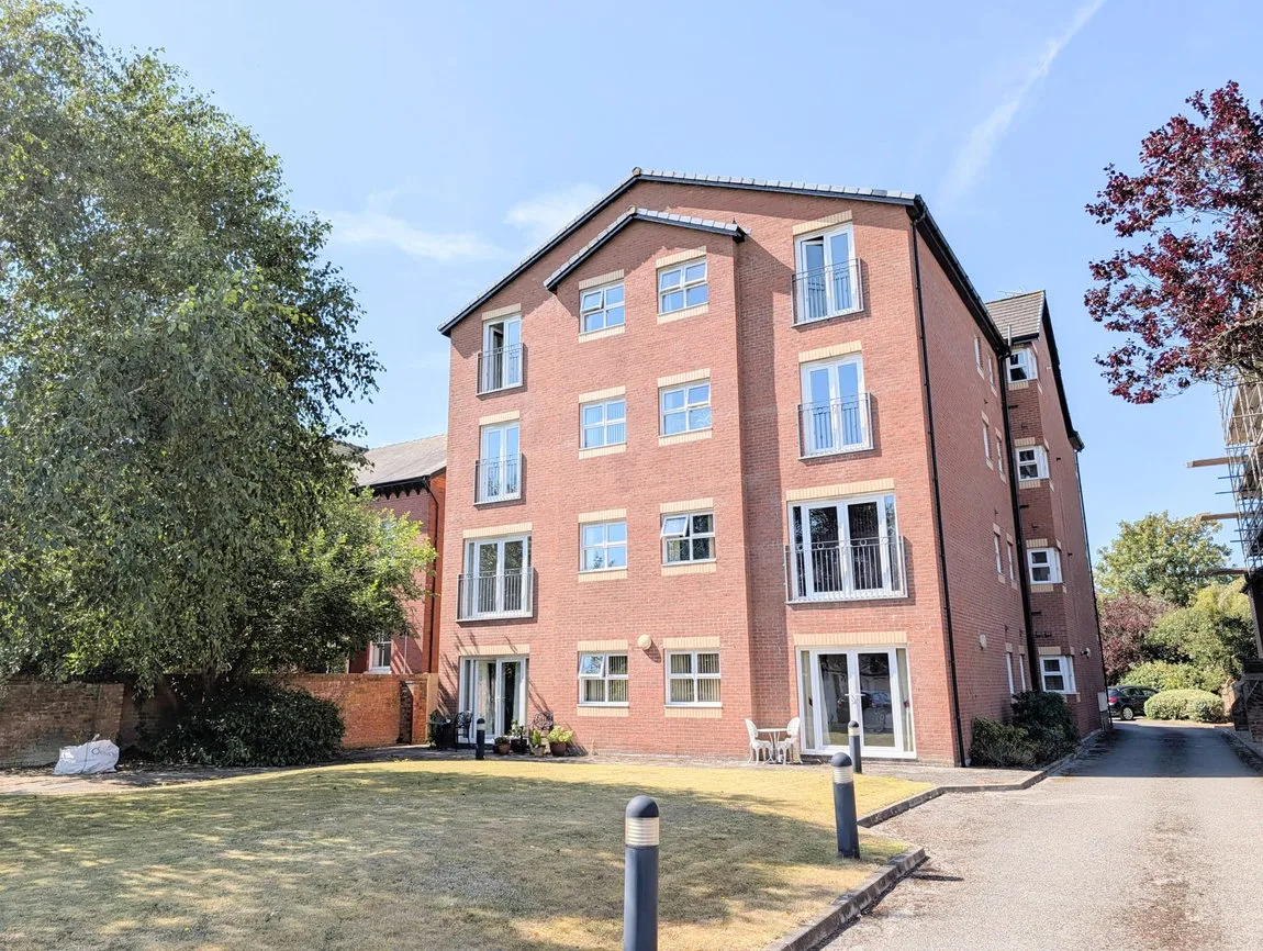 Flat Park Avenue in Wenvoe