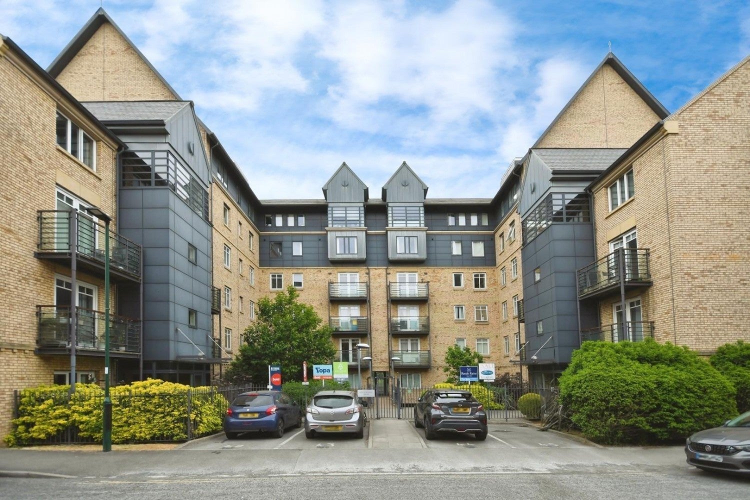 Flat Penistone Road in Sheffield